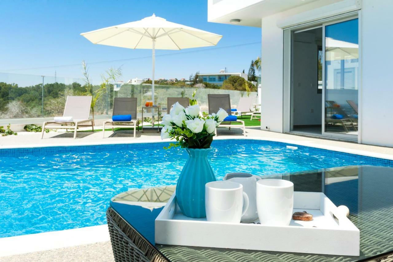 Villa Rubi Agia Napa Exterior foto
